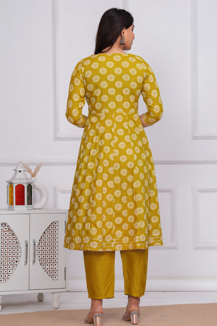 Yellow Rayon Printed Kurta Set with Chiffon Dupatta