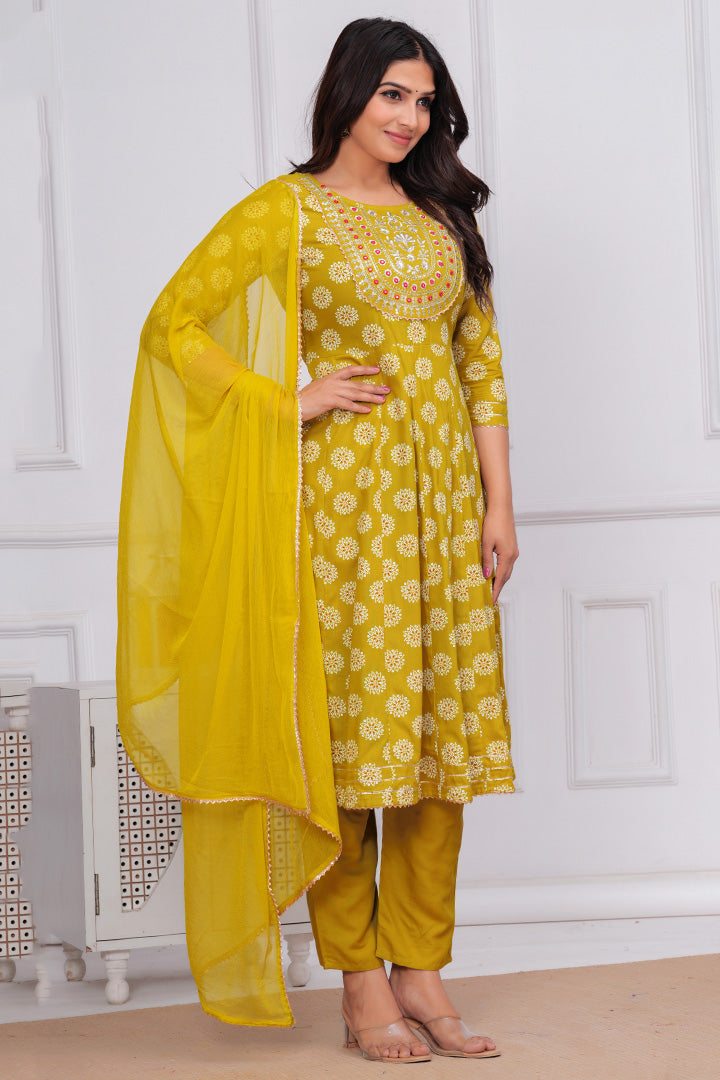 Yellow Rayon Printed Kurta Set with Chiffon Dupatta