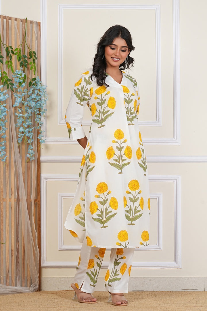 Women Cotton Floral Printed Kurta Set with Pants – White & Yellow