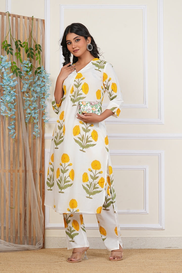 Women Cotton Floral Printed Kurta Set with Pants – White & Yellow