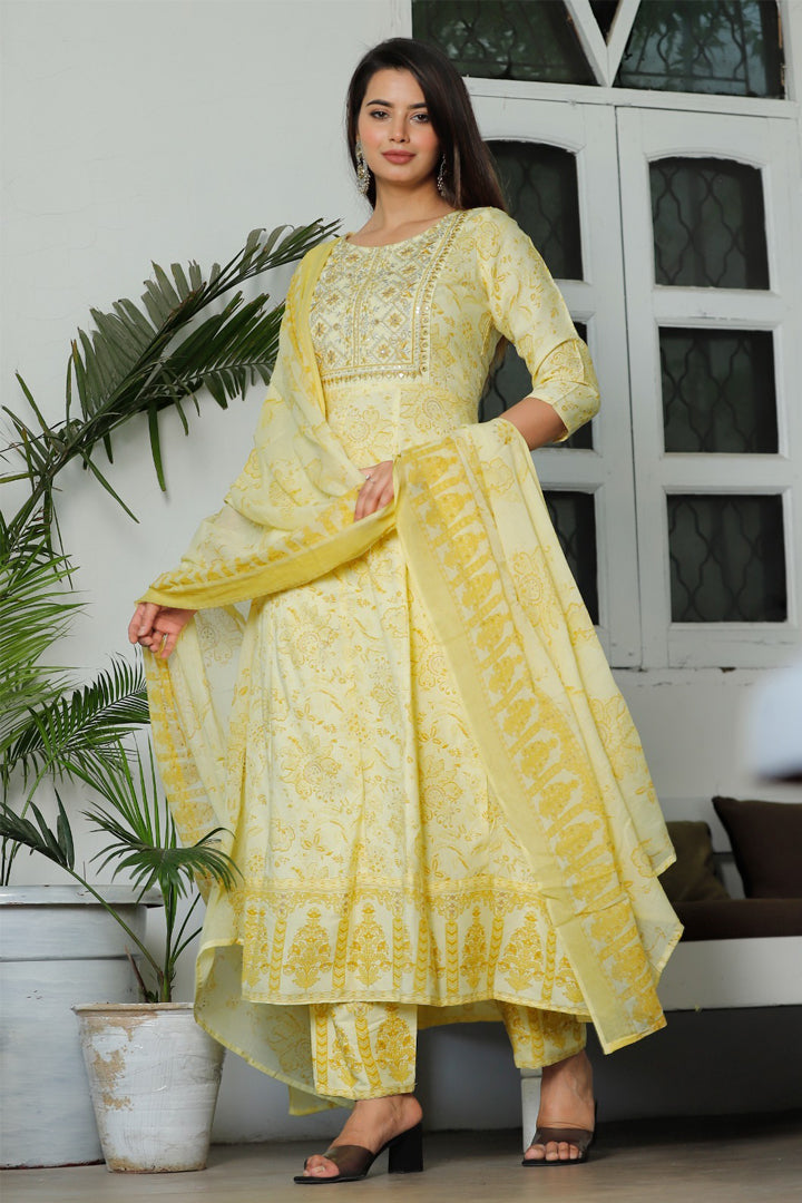 Women’s White Yellow Floral Printed Rayon Kurta Pant Set with Cotton Dupatta
